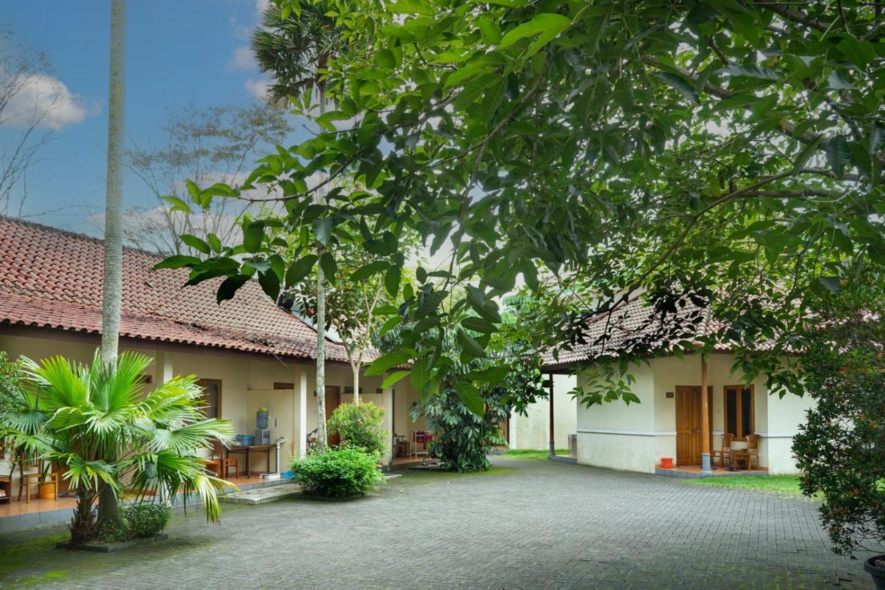 Front One Resort Indraloka Temanggung Dış mekan fotoğraf